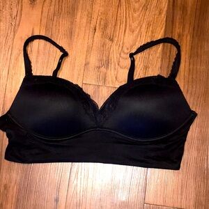 VICTORIA’S SECRET BRA BODY BY VICTORIA’S SECRET SIZE 34 B 34B black bra lace